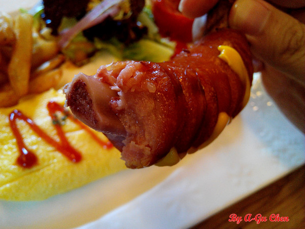 三胡町-Bistro:【臺南Ω東區】三胡町。擁有老屋外貌而內蘊現代靈魂的餐酒坊 三胡町-Bistro:【臺南Ω東區】三胡町。擁有老屋外貌而內蘊現代靈魂的餐酒坊