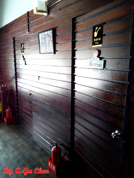 三胡町-Bistro:【臺南Ω東區】三胡町。擁有老屋外貌而內蘊現代靈魂的餐酒坊 三胡町-Bistro:【臺南Ω東區】三胡町。擁有老屋外貌而內蘊現代靈魂的餐酒坊