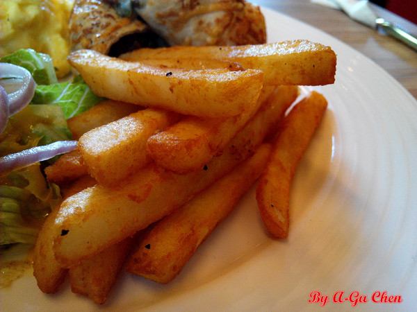 三胡町-Bistro:【臺南Ω東區】三胡町。擁有老屋外貌而內蘊現代靈魂的餐酒坊 三胡町-Bistro:【臺南Ω東區】三胡町。擁有老屋外貌而內蘊現代靈魂的餐酒坊