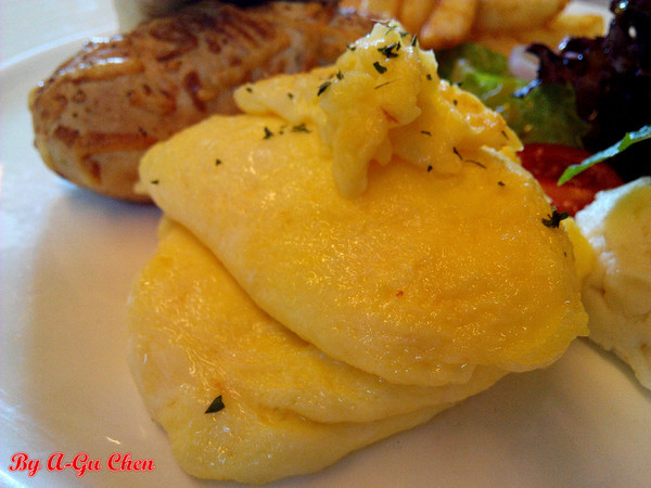 三胡町-Bistro:【臺南Ω東區】三胡町。擁有老屋外貌而內蘊現代靈魂的餐酒坊 三胡町-Bistro:【臺南Ω東區】三胡町。擁有老屋外貌而內蘊現代靈魂的餐酒坊