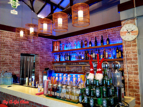 三胡町-Bistro:【臺南Ω東區】三胡町。擁有老屋外貌而內蘊現代靈魂的餐酒坊 三胡町-Bistro:【臺南Ω東區】三胡町。擁有老屋外貌而內蘊現代靈魂的餐酒坊