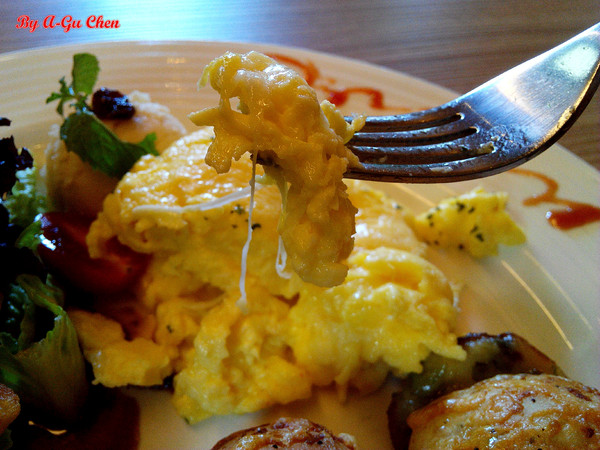 三胡町-Bistro:【臺南Ω東區】三胡町。擁有老屋外貌而內蘊現代靈魂的餐酒坊 三胡町-Bistro:【臺南Ω東區】三胡町。擁有老屋外貌而內蘊現代靈魂的餐酒坊