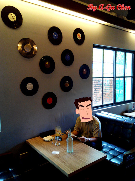 三胡町-Bistro:【臺南Ω東區】三胡町。擁有老屋外貌而內蘊現代靈魂的餐酒坊 三胡町-Bistro:【臺南Ω東區】三胡町。擁有老屋外貌而內蘊現代靈魂的餐酒坊