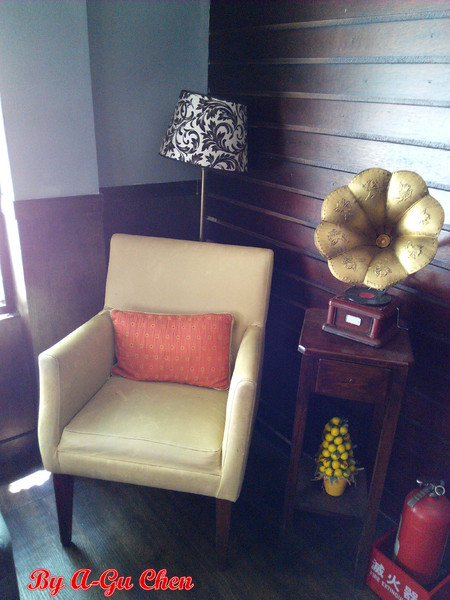 三胡町-Bistro:【臺南Ω東區】三胡町。擁有老屋外貌而內蘊現代靈魂的餐酒坊 三胡町-Bistro:【臺南Ω東區】三胡町。擁有老屋外貌而內蘊現代靈魂的餐酒坊