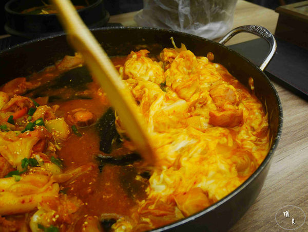 板橋.捷運江子翠站 ║ 江原道韓國料理 (文化店) ║ 招牌菜:春川辣炒雞、馬鈴薯排骨鍋