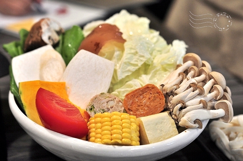 潘教授鍋物(捷運芝山站、天母棒球場對面巷內涮涮鍋)