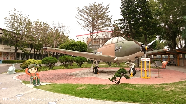 ★高雄岡山★【兆湘國小】造飛機x2來到青草地，乘著夢想起飛囉～