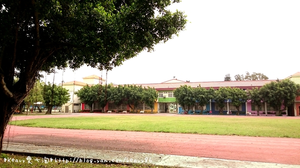 ★高雄岡山★【兆湘國小】造飛機x2來到青草地，乘著夢想起飛囉～