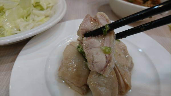 恆香小廚：高雄~恆香小廚~香港來的好味道~一哥肉醬飯、蔥油雞肉飯也太美味了吧~平價港式家常菜~