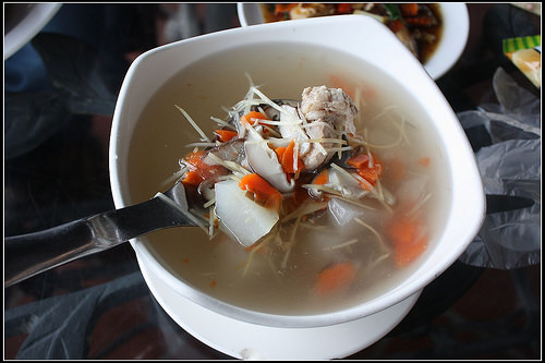 【南投食記】仁愛‧塔洛彎景觀餐廳~賞景吃烤雞