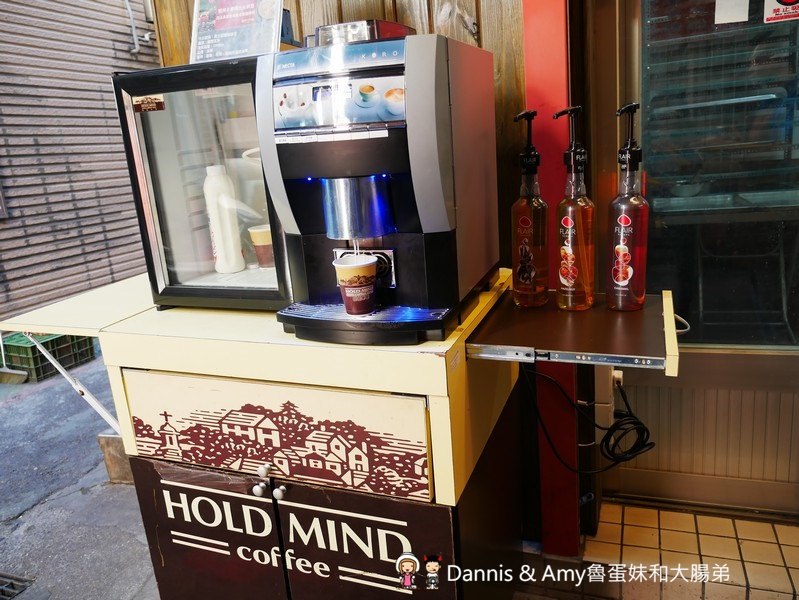 《新竹好吃餅店》彭成珍餅舖-秋冬限定美食純手工花生糖派對 。過年伴手禮中秋月餅送禮推薦︱影片