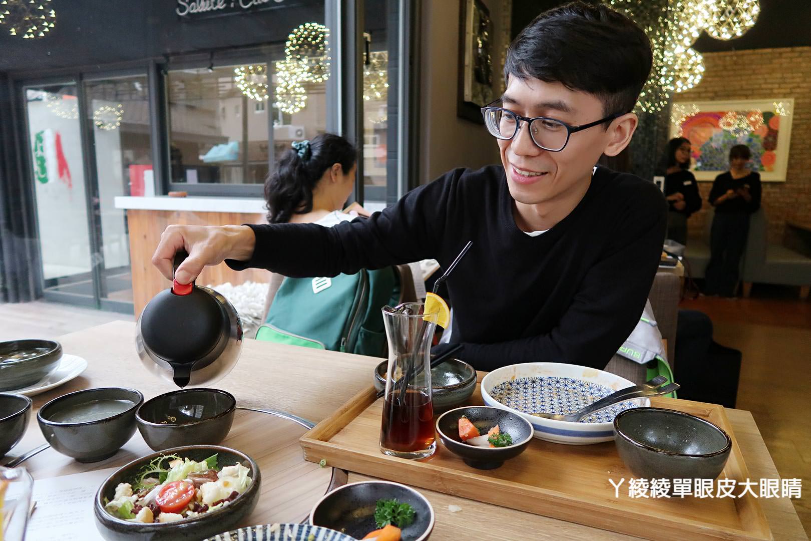 新竹燒烤推薦|金山街義式餐廳《義燒肉 YOSHI》商業午餐推出地表最強燒肉丼飯