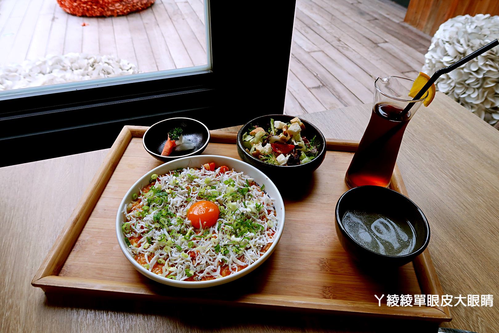 新竹燒烤推薦｜金山街義式餐廳《義燒肉 YOSHI》商業午餐推出地表最強燒肉丼飯