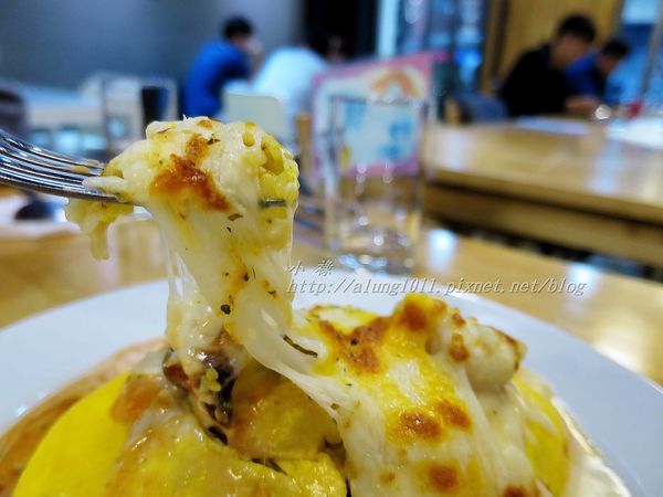 日夕洋食屋：蛋包飯專賣..    日夕洋食屋/愛評體驗團