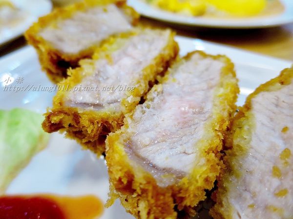 日夕洋食屋：蛋包飯專賣..    日夕洋食屋/愛評體驗團