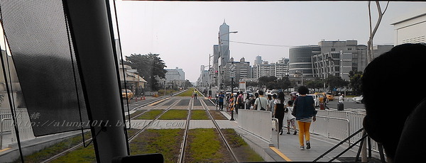 輕軌籬仔內站:來去搭輕軌 3 ..起跑~ ..高雄的水岸輕軌 輕軌籬仔內站:來去搭輕軌 3 ..起跑~ ..高雄的水岸輕軌