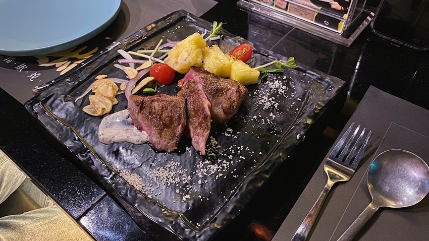 【花蓮市區】極焰精緻燒肉┃文創園區旁炭火直烤U.S.Prime和牛肋眼的頂級燒肉餐廳┃ - / 郭郭的花東走跳生活 /