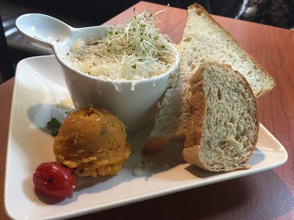 捷運台電大樓站 ✿ HI 日愣 ✿ 健康滋味的巷弄早午餐