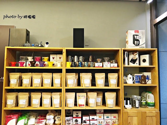 【台中 北區】Cafe LuLu *鬆餅是胖心中的第一名,氣氛超好,聊天、放鬆的好所在*