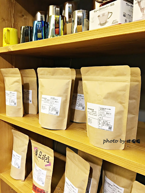 【台中 北區】Cafe LuLu *鬆餅是胖心中的第一名,氣氛超好,聊天、放鬆的好所在*