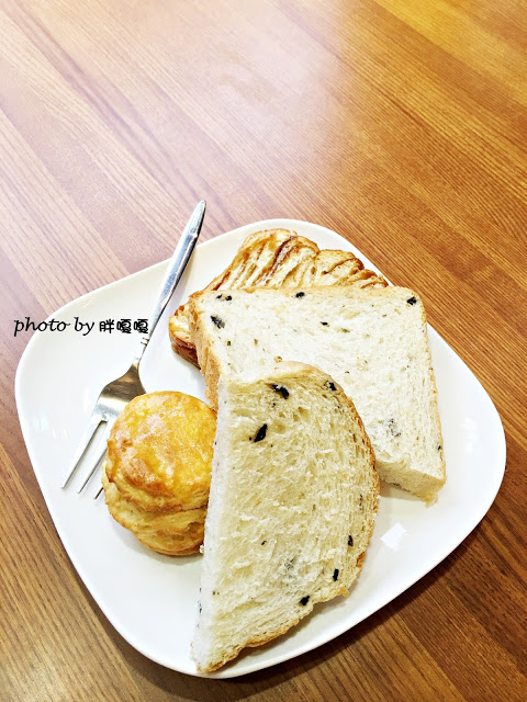 【台中 北區】Cafe LuLu *鬆餅是胖心中的第一名,氣氛超好,聊天、放鬆的好所在*