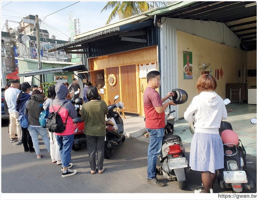 號稱台南最難買到的草莓大福，預購一開放整個月訂單都爆滿！