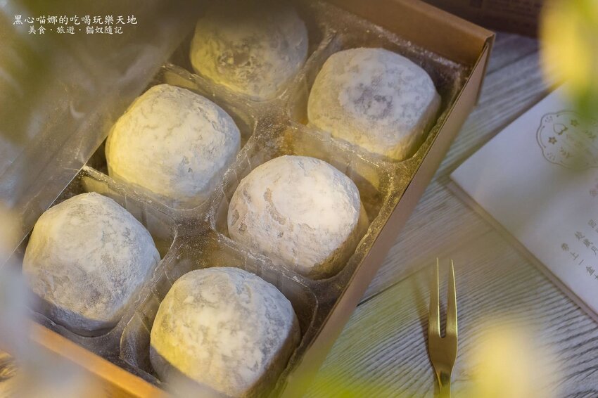 金桃家大福專賣店︱冬季限定款大草莓！清新綠豆草莓大福與香甜紅豆草莓大福　手速不快就訂不到的宅配熱門小點心❤