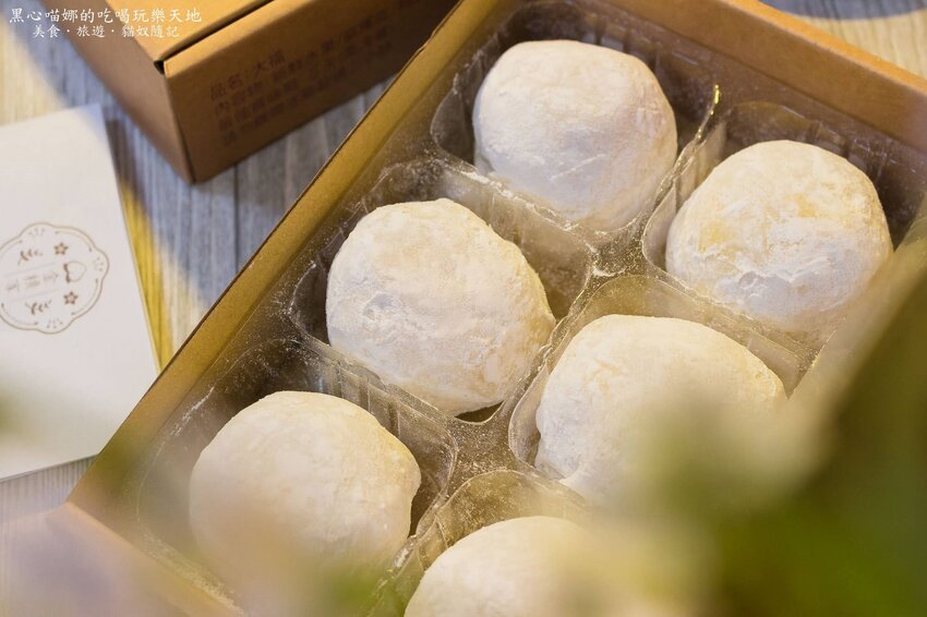 金桃家大福專賣店︱冬季限定款大草莓！清新綠豆草莓大福與香甜紅豆草莓大福　手速不快就訂不到的宅配熱門小點心❤