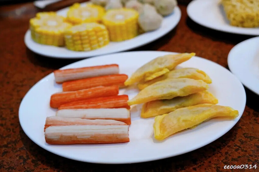 高雄沙茶火鍋「名家汕頭沙茶火鍋」，手工特製沙茶搭配汕頭扁魚大