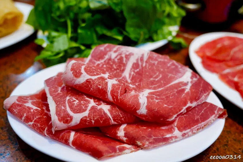 高雄沙茶火鍋「名家汕頭沙茶火鍋」，手工特製沙茶搭配汕頭扁魚大