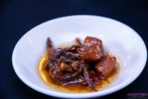 蔣府宴 Chiang Fu Yan:【桃園♥美食】☼蔣府宴Chiang Fu Yan☼如同在小型博物館用餐,精緻江浙菜,道道皆是功夫菜,令人一嚐難忘的好滋味♥♥