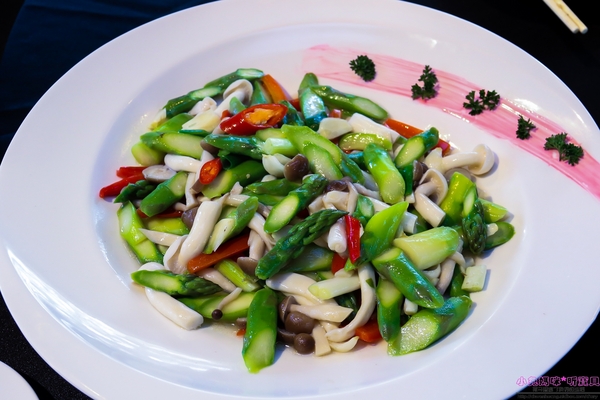 蔣府宴 Chiang Fu Yan:【桃園♥美食】☼蔣府宴Chiang Fu Yan☼如同在小型博物館用餐,精緻江浙菜,道道皆是功夫菜,令人一嚐難忘的好滋味♥♥