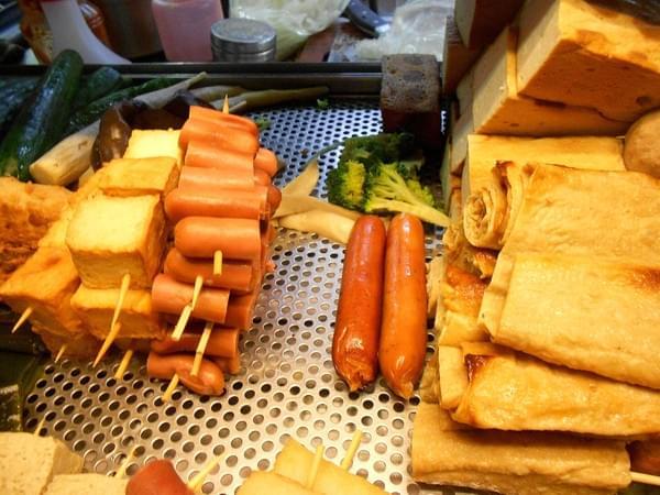 鴨霸王國煙燻滷味：別有一番滋味~ .. 鴨霸王國