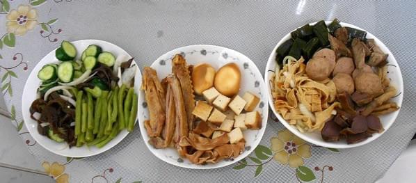 鴨霸王國煙燻滷味：別有一番滋味~ .. 鴨霸王國