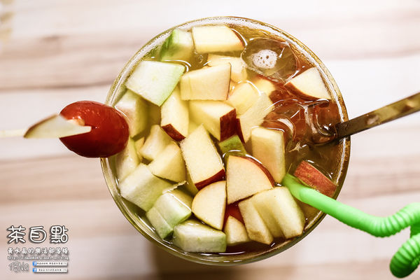 茶自點複合式餐飲(竹東店)|《新竹縣竹東鎮泡沫紅茶店推薦；大份量飲品，餐點不使用太空包；再顯五、六年級生的少女時代。》