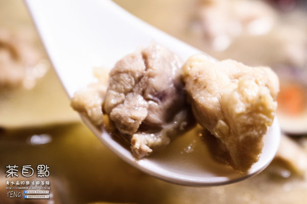 茶自點複合式餐飲(竹東店)|《新竹縣竹東鎮泡沫紅茶店推薦；大份量飲品，餐點不使用太空包；再顯五、六年級生的少女時代。》