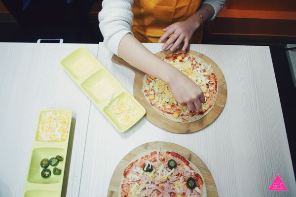 GS愛吃鬼|林太太手工石烤披薩|團體親子溫馨手工披薩DIY