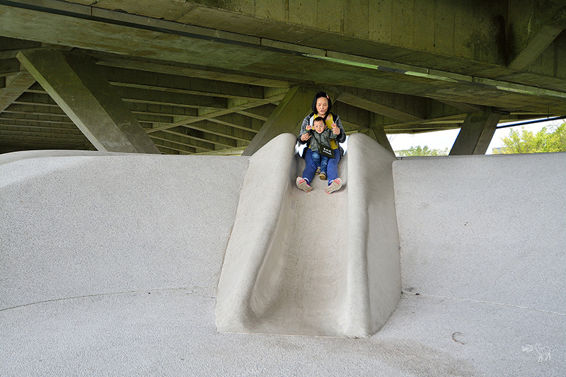 宜蘭冬山河一日遊-推薦新打卡景點:冬山火車站,冬山河生態綠舟,珍珠社區好食光食堂美食,中山社區綠野茶園採茶體驗