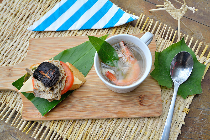 宜蘭冬山河一日遊-推薦新打卡景點:冬山火車站,冬山河生態綠舟,珍珠社區好食光食堂美食,中山社區綠野茶園採茶體驗