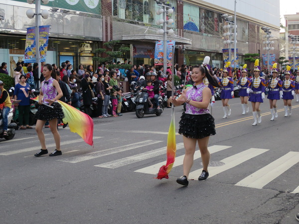 新春飛羊,千人踩街:逛逛阿緱城3 ..飛羊阿猴.千人踩街 新春飛羊,千人踩街:逛逛阿緱城3 ..飛羊阿猴.千人踩街