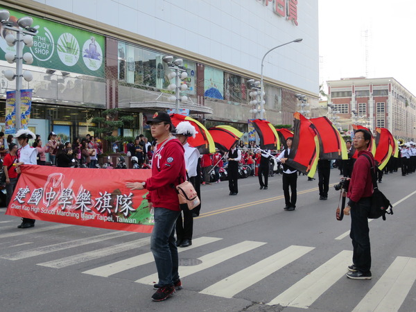 新春飛羊,千人踩街:逛逛阿緱城3 ..飛羊阿猴.千人踩街 新春飛羊,千人踩街:逛逛阿緱城3 ..飛羊阿猴.千人踩街