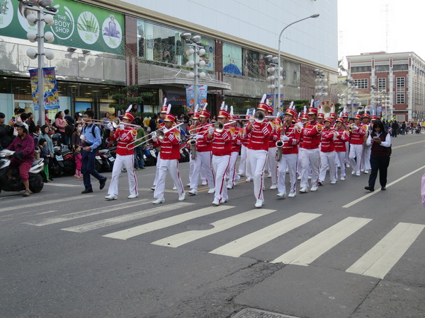 新春飛羊,千人踩街:逛逛阿緱城3 ..飛羊阿猴.千人踩街 新春飛羊,千人踩街:逛逛阿緱城3 ..飛羊阿猴.千人踩街