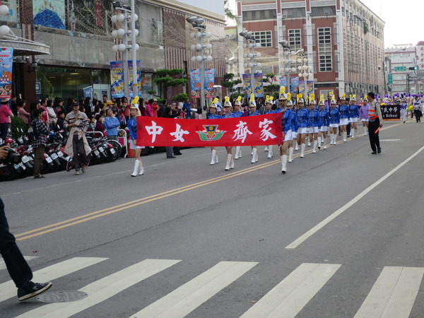 新春飛羊,千人踩街:逛逛阿緱城3 ..飛羊阿猴.千人踩街 新春飛羊,千人踩街:逛逛阿緱城3 ..飛羊阿猴.千人踩街