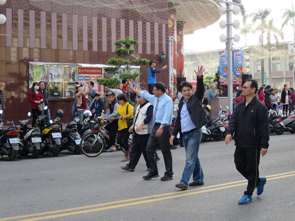 新春飛羊,千人踩街:逛逛阿緱城3 ..飛羊阿猴.千人踩街 新春飛羊,千人踩街:逛逛阿緱城3 ..飛羊阿猴.千人踩街