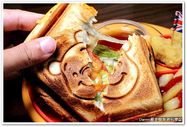 『桃園市』Venus cafe(維納斯咖啡館)●複合式咖啡館提供中式簡餐早午餐/有寵物出沒的餐廳/義大利麵/焗烤燉飯/鍋物/毛小孩餐廳