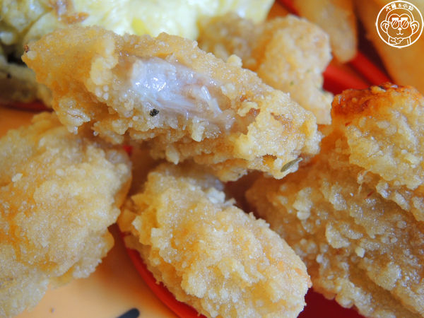 維納斯咖啡 Venus cafe：呷飽祙【桃園･Venus cafe維納斯咖啡】萌犬公關陪用餐