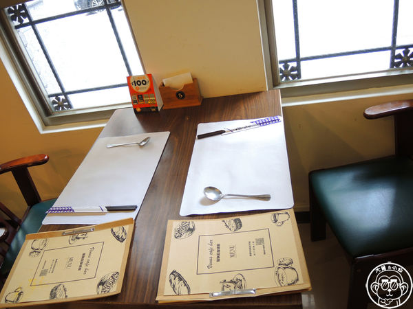 維納斯咖啡 Venus cafe：呷飽祙【桃園･Venus cafe維納斯咖啡】萌犬公關陪用餐