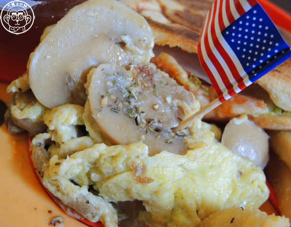 維納斯咖啡 Venus cafe：呷飽祙【桃園･Venus cafe維納斯咖啡】萌犬公關陪用餐