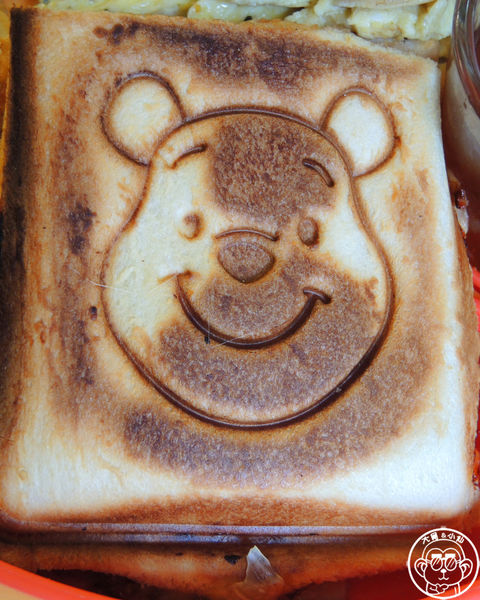 維納斯咖啡 Venus cafe：呷飽祙【桃園･Venus cafe維納斯咖啡】萌犬公關陪用餐