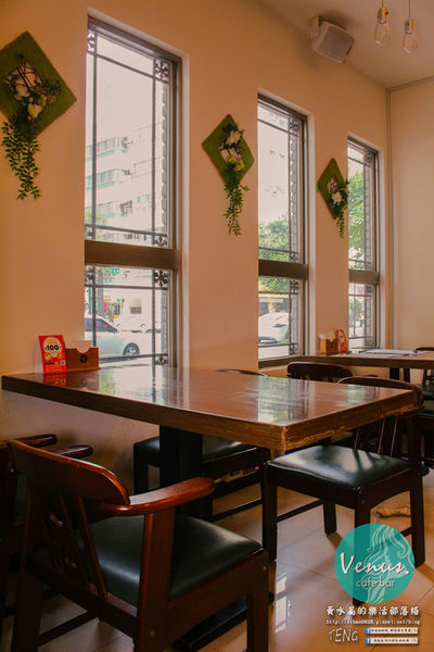 Venus cafe(維納斯咖啡)|桃園市/桃園區  (希臘氛圍，客製化咖啡拉花；中西餐點“維納斯”通通都有)